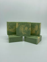 Load image into Gallery viewer, Citrus Pine